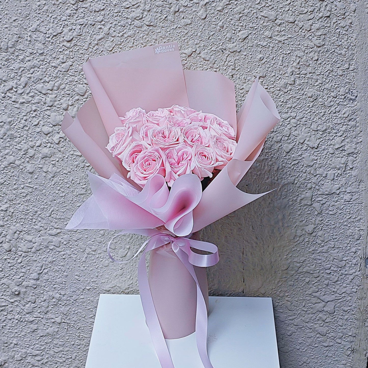 Fifteen Soft Pink English Roses Bouquet