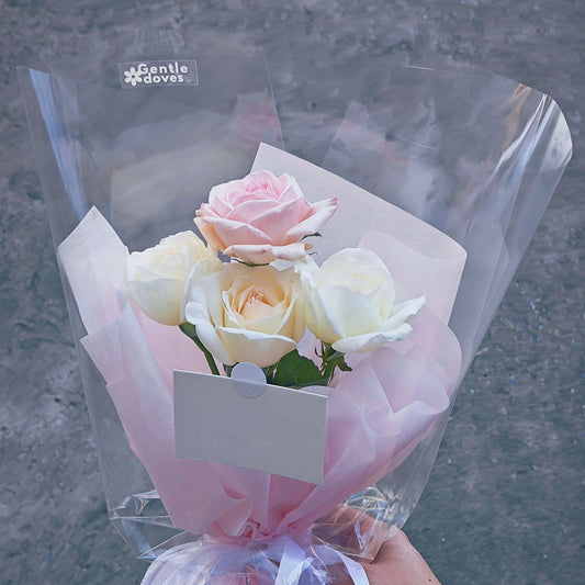 ช่อดอกกุหลาบสายพันธุ์อังกฤษ สีโทนอ่อน 4 ดอก ช่อมินิมอล
