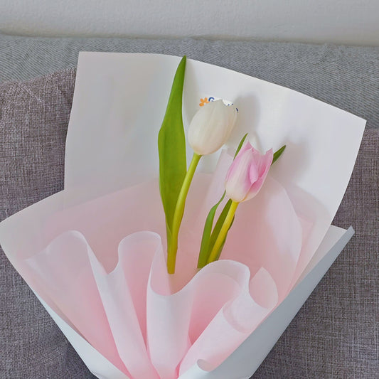 ช่อดอกทิวลิป สีขาว และ สีชมพู 2 ดอก ช่อมินิมอล