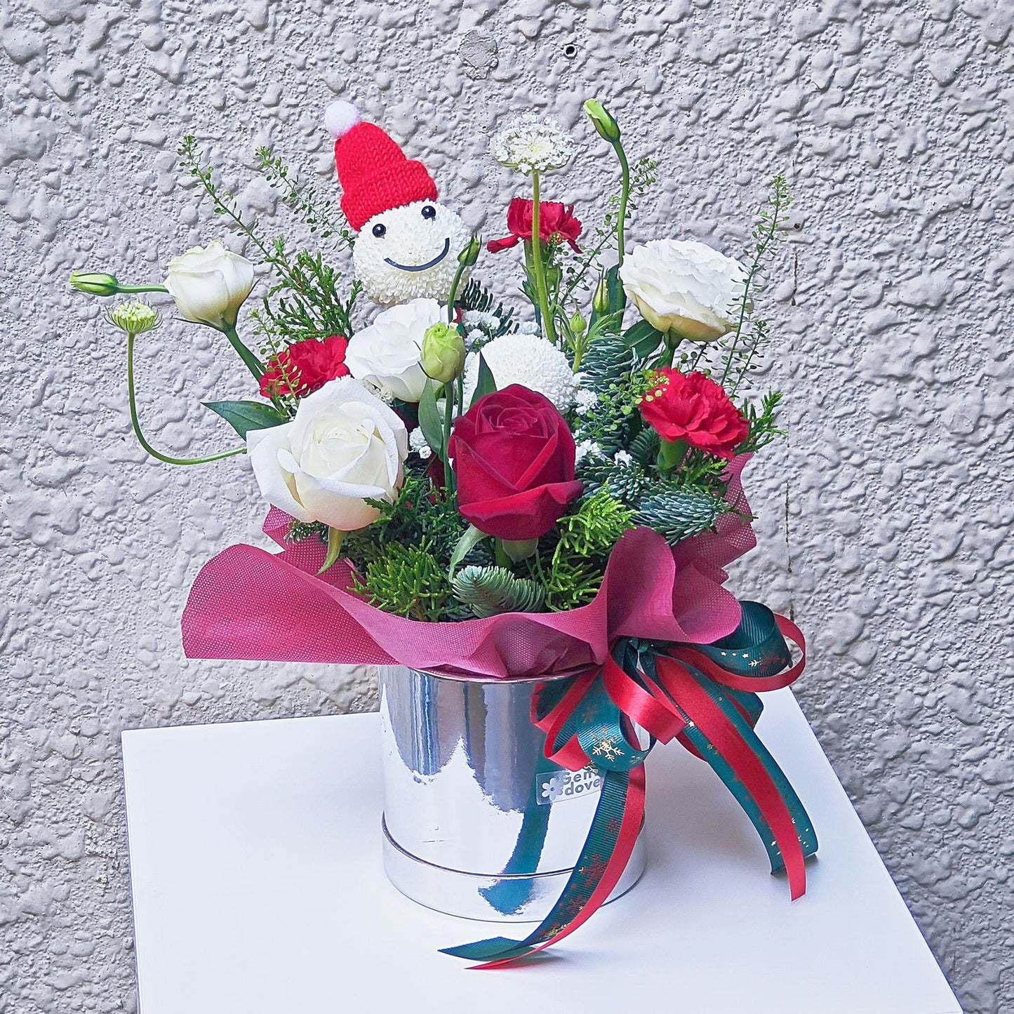 Assorted Red and White Flowers Christmas Theme with Smiley Face Flowers Box