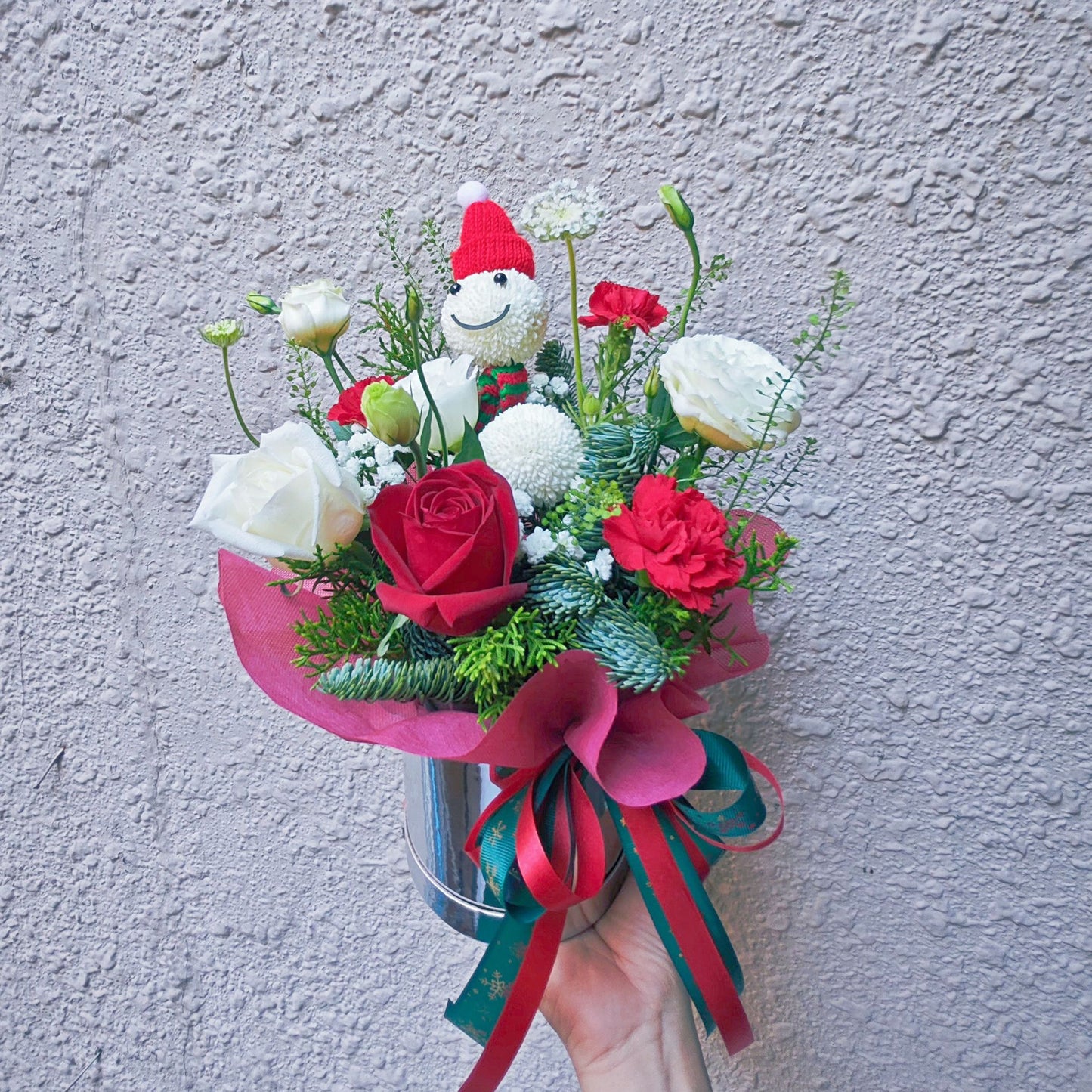 Assorted Red and White Flowers Christmas Theme with Smiley Face Flowers Box