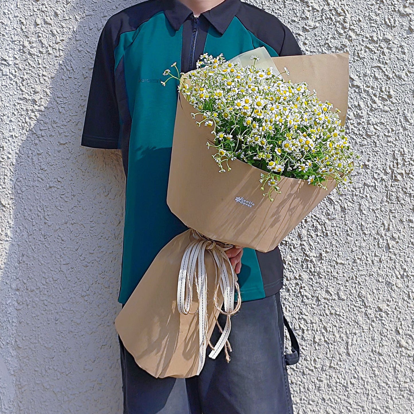 Daisies in Craft Paper Large Bouquet