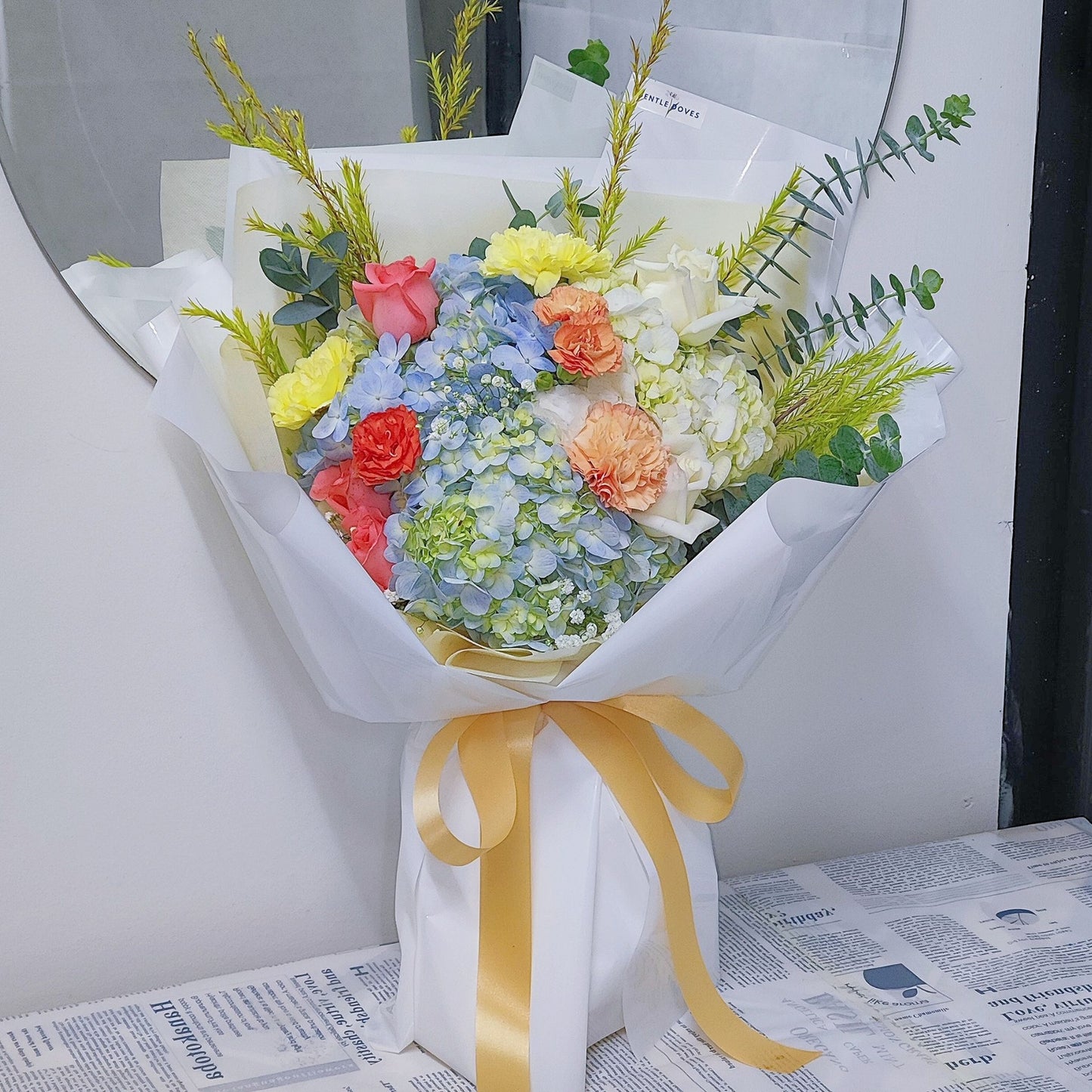 Soft Hydrangeas with Old-Rose color flowers Bouquet