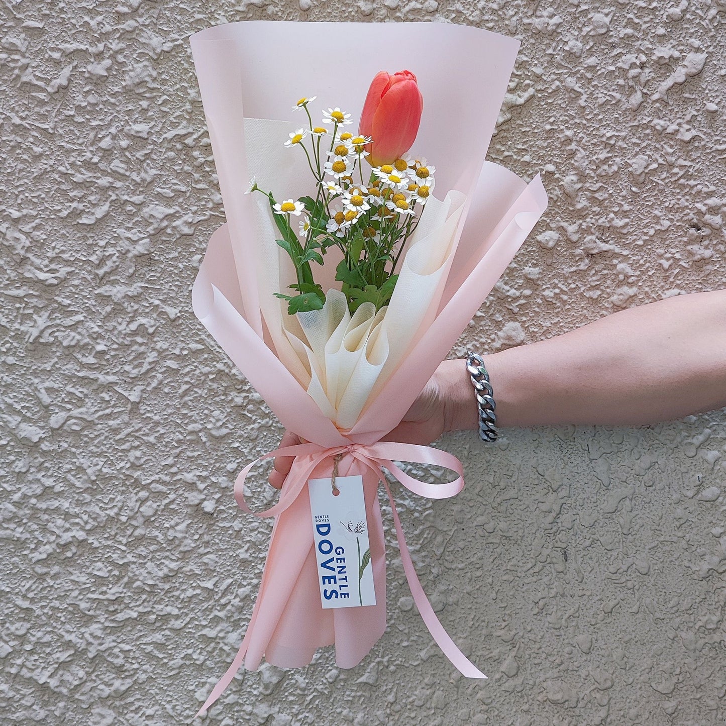 Single Orange Tulip with Daisies in Soft Oldrose Paper Bouquet