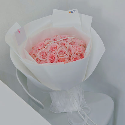 Thirty Soft Pink English Roses Bouquet