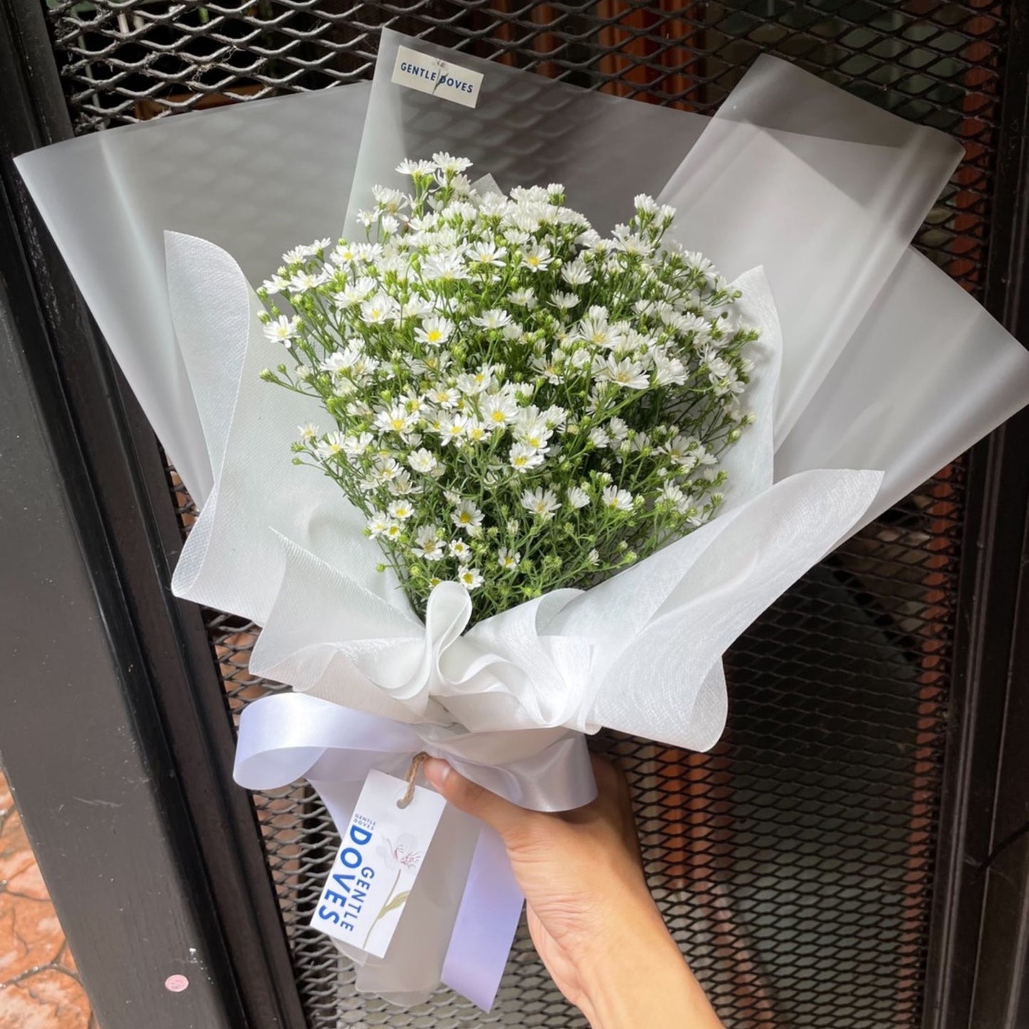 White Cutter Bouquet