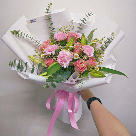 Pink Carnations with Oldrose roses and Lilies Large Bouquet