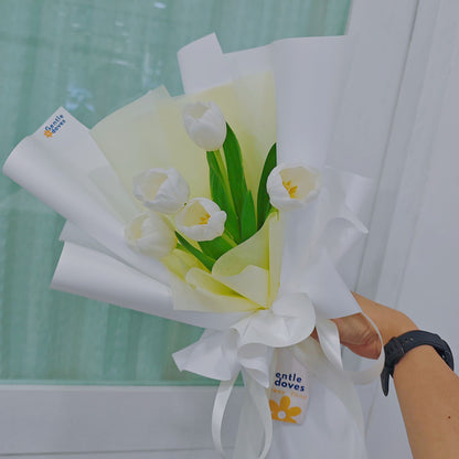 Five White Tulips Minimal Style Bouquet