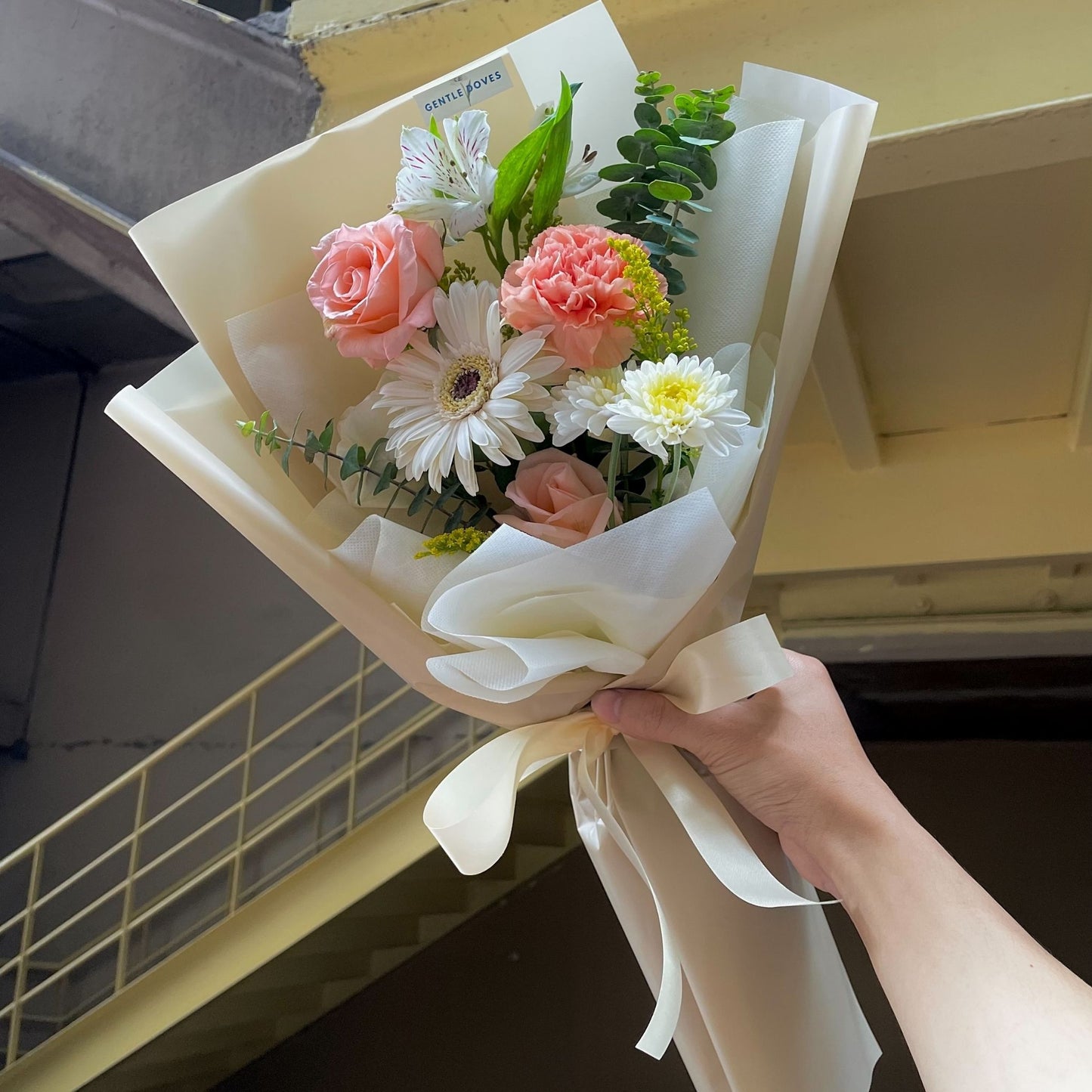 Assorted Orange and White Flowers Small Bouquet