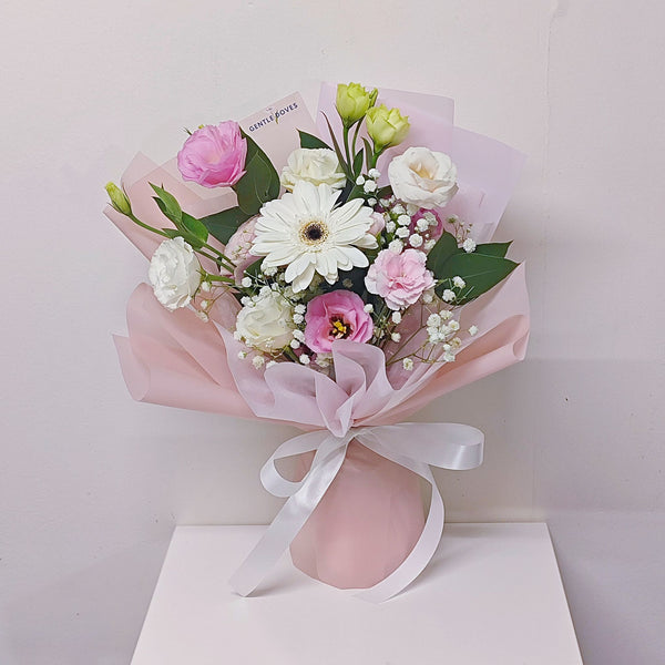 Assorted White and Pink Flowers Minimal Small Bouquet