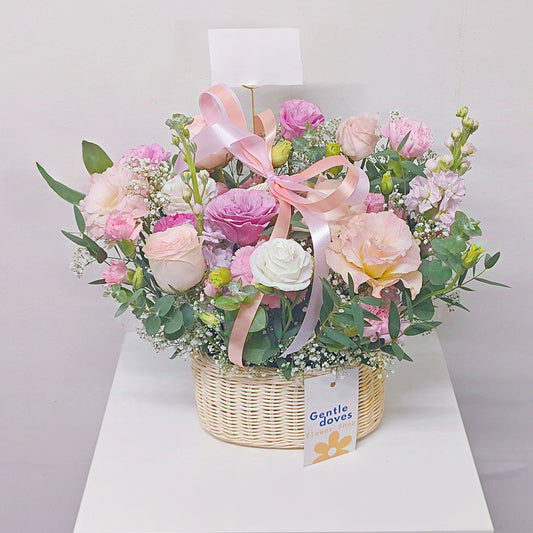 Assorted Pink and Soft Peach Oldrose Color Flowers Small Basket Arrangement