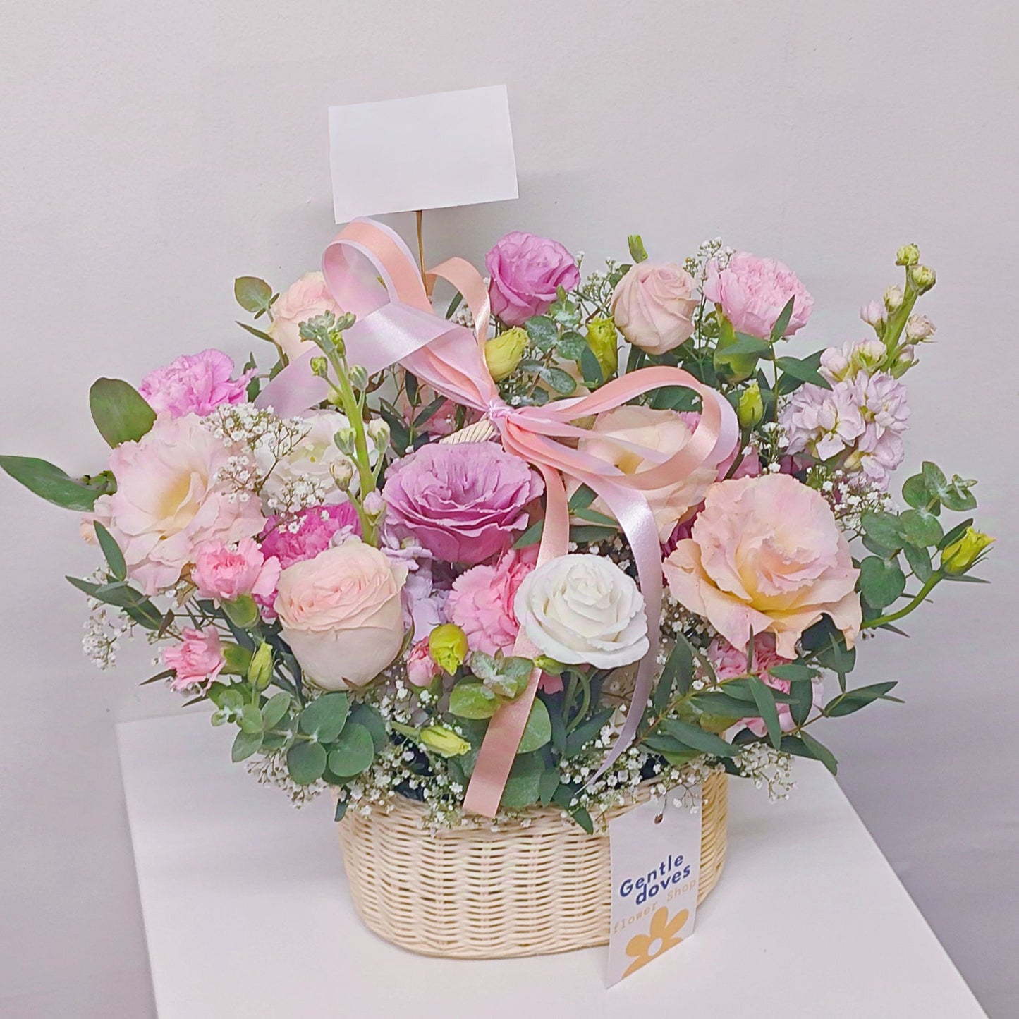 Assorted Pink and Soft Peach Oldrose Color Flowers Small Basket Arrangement