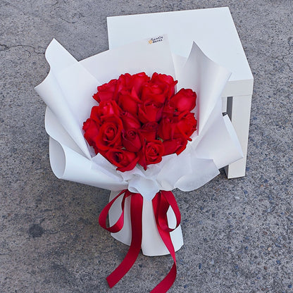 ช่อดอกไม้ "โอบกอดแห่งรัก"