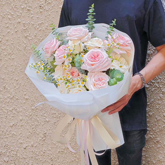 Fifteen White and Pink English Roses with Eucalyptus and Daisies Bouquet