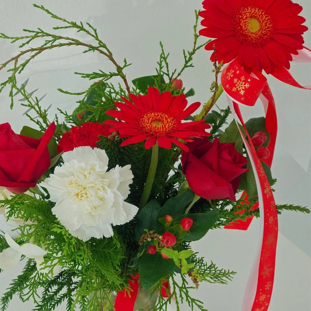 แจกันกิ่งสนคริสต์มาส ขนาดกลาง