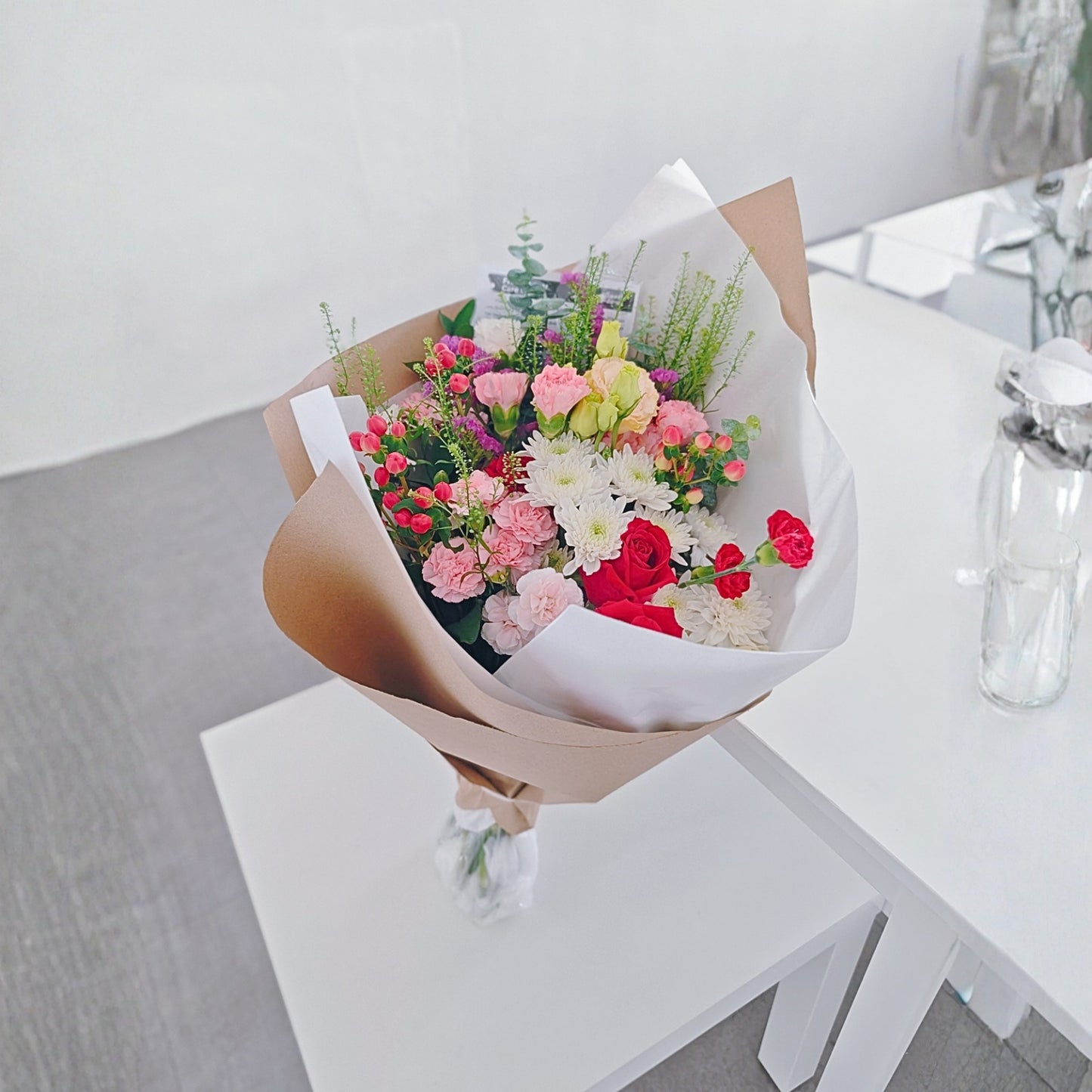 Wrapped Flowers – Create Your Own Arrangements at Home